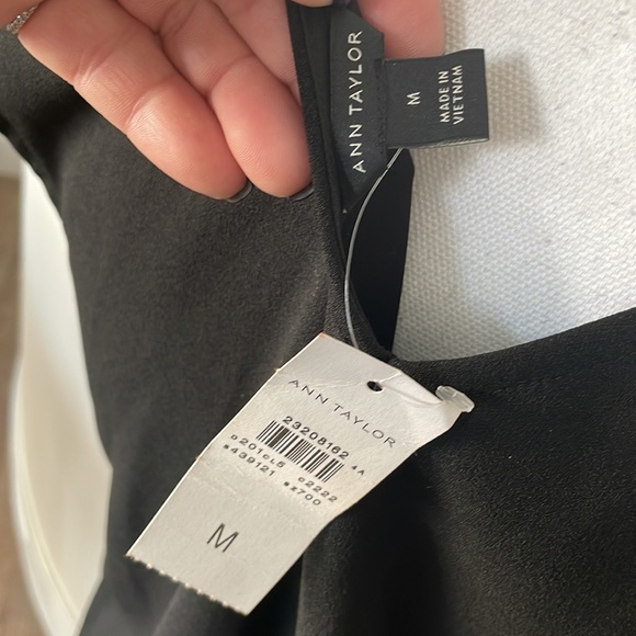 Ann Taylor Top - Picture 4 of 4